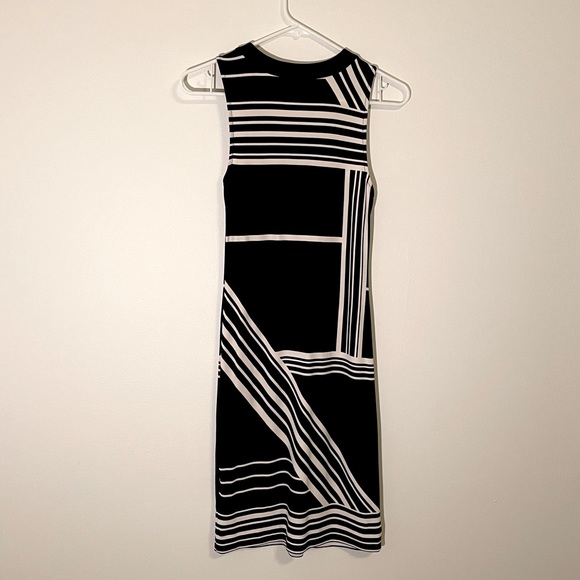 Banana Republic Geometric Stretch Bodycon Dress - Picture 4 of 12
